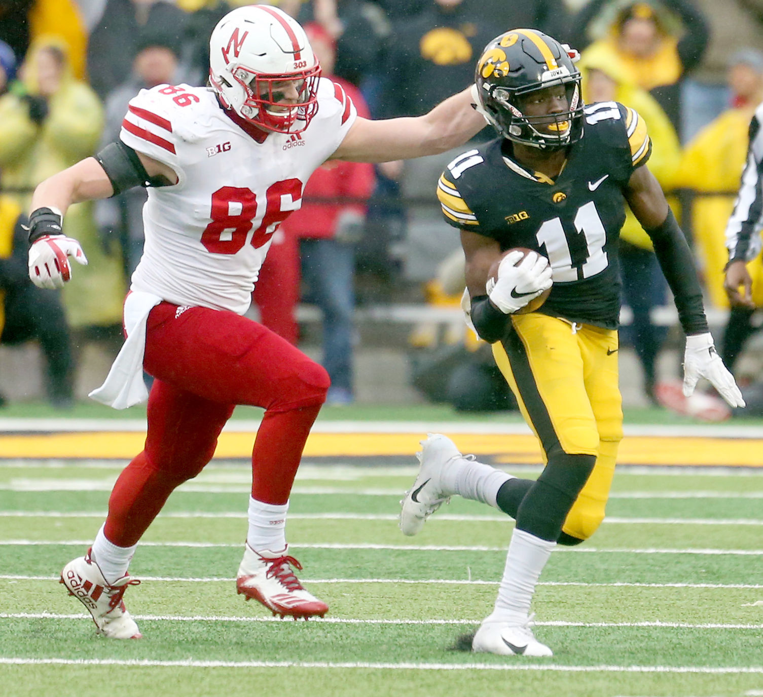 112318-Iowa-Football-026